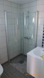 Ny og fin dusj med myntautomat